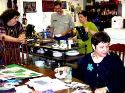 Miriam, Peter, Debra, and Robin at Lunn Fabrics.©Susan Shie 2005.